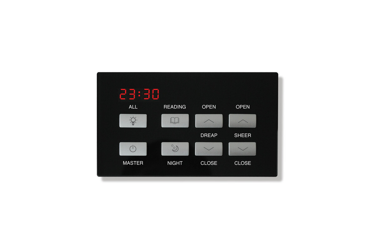 ME-7700 — Black