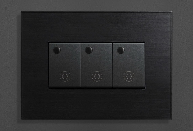 IL-5003 — Black