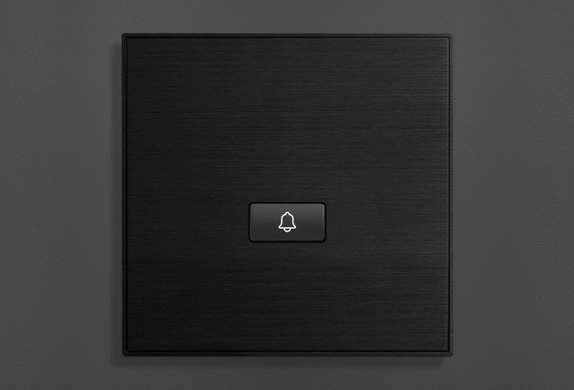 DND-7200 — Black